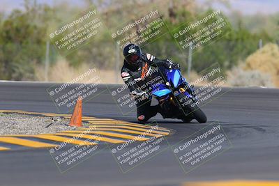 media/Oct-09-2022-SoCal Trackdays (Sun) [[95640aeeb6]]/Turn 3 (930am)/
